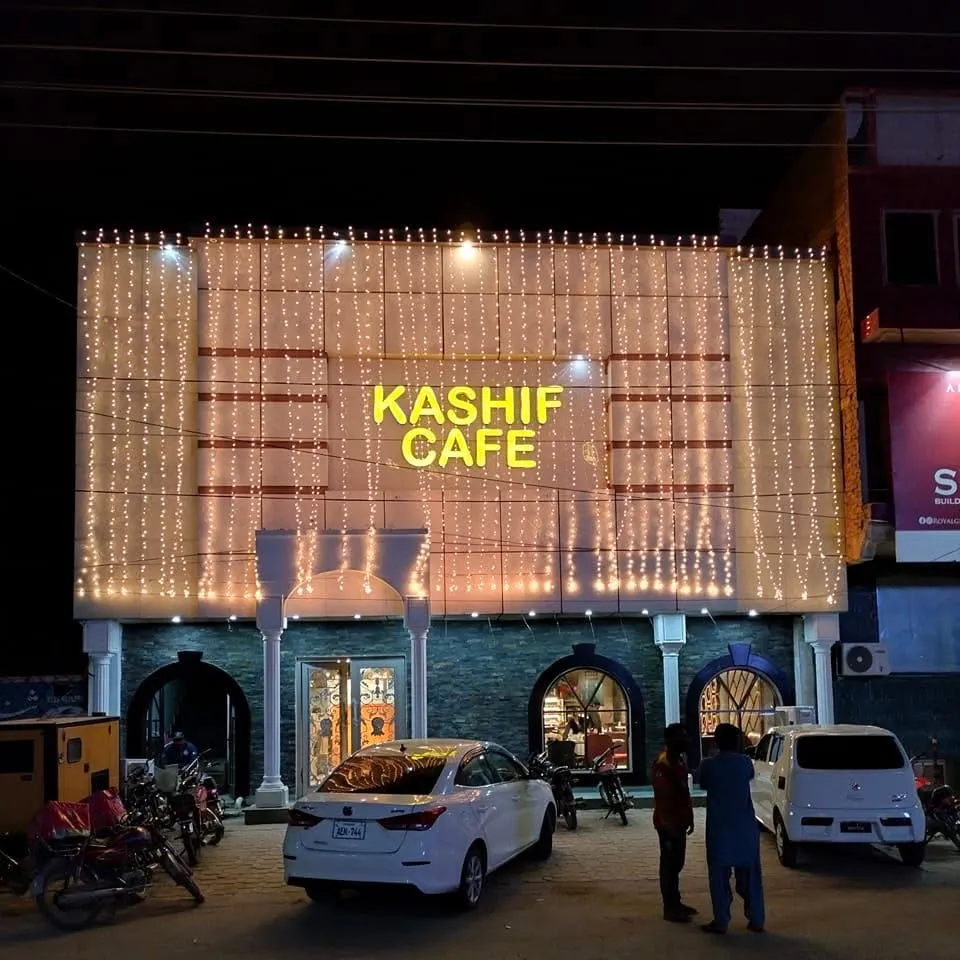 Kashif Cafe & Restaurant - Dera Ghazi Khan