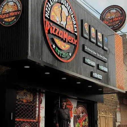 Pizza Mexx & Mexx Bar D.G.Khan - Dera Ghazi Khan