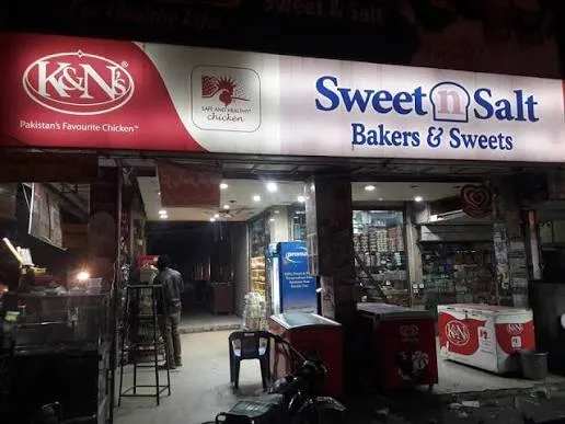 sweet and salt baker - Lahore