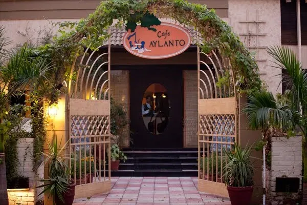 Café Aylanto - Lahore