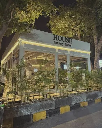 HOUSE Coffee & Desserts - Lahore