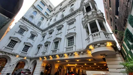 Luxus Grand Hotel - Lahore