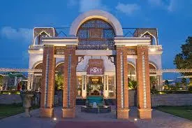 Poet Mughlai - Lahore