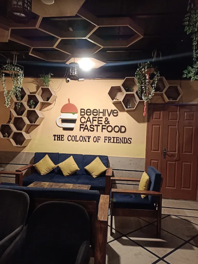 BeeHive Cafe & Restaurant - Quetta