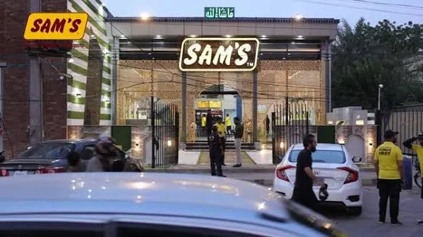 Sam's Fried Chicken - Faisalabad